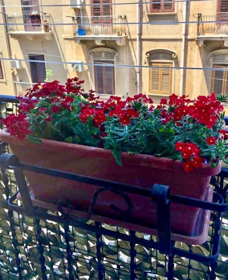 Via Aurispa 60 Palermo Buitenkant foto